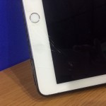 iPad Air２ガラス割れ
