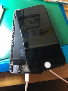 iPhone6ネジ-2